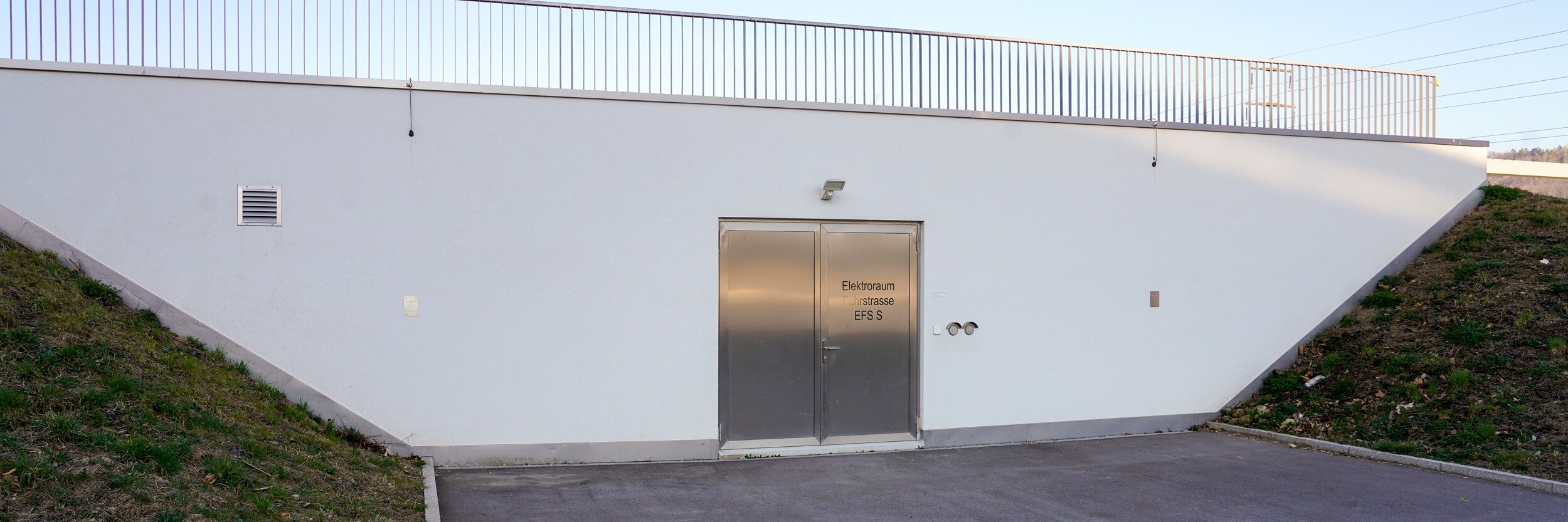 Neubau Elektrozentrale ASTRA, Fahrstrasse
